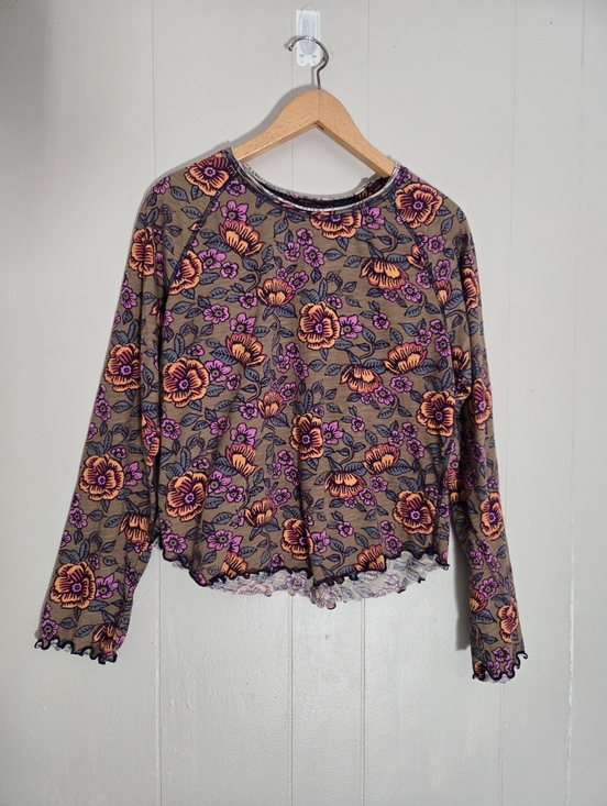 NATURAL LIFE Tops - Natural Life Lilly Cotton Long Sleeve Tee T-shirt Floral Lettuce Ruffle Edge L